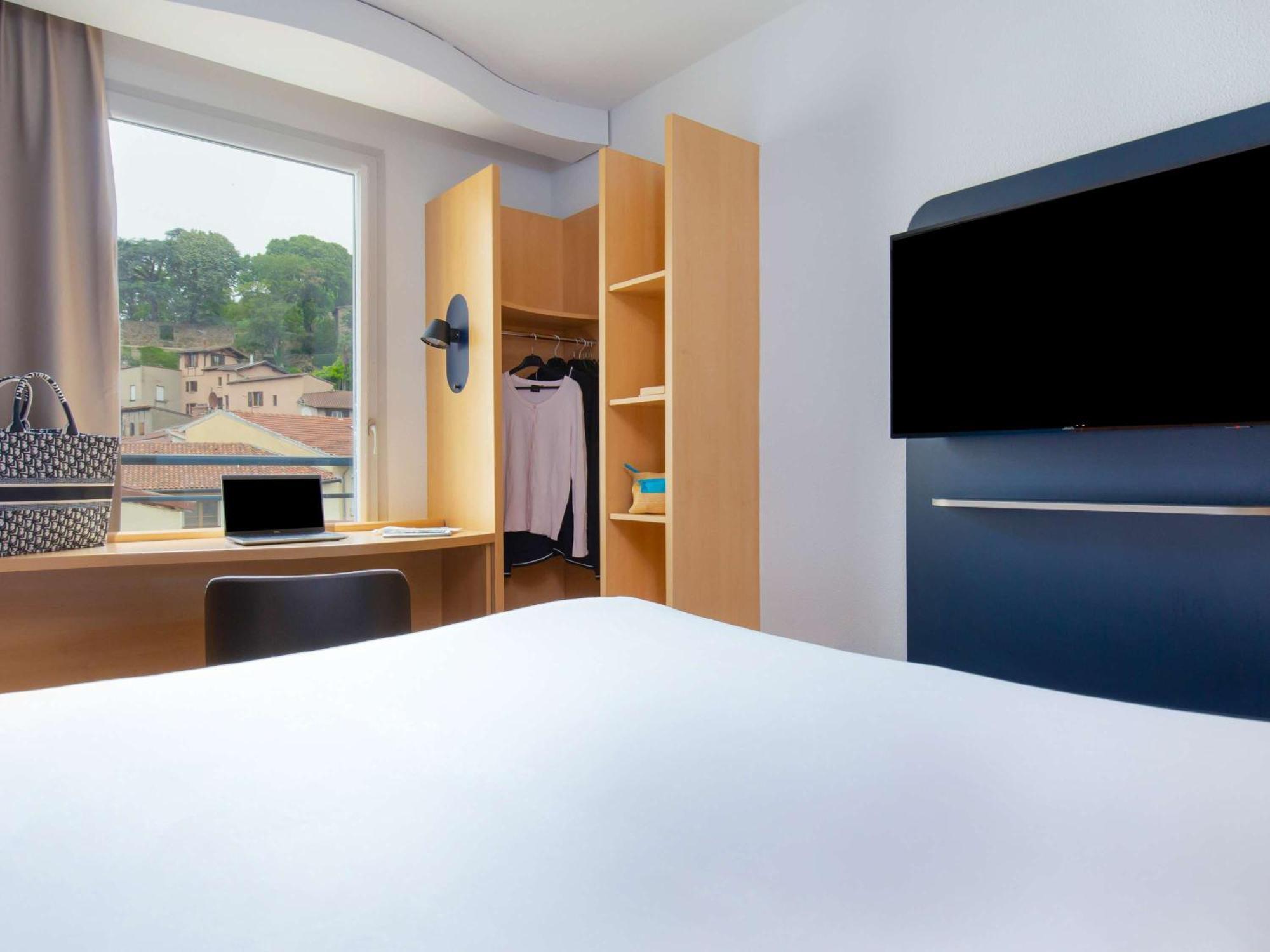 Отель Ibis Lyon Sud Vienne Saint-Louis Экстерьер фото